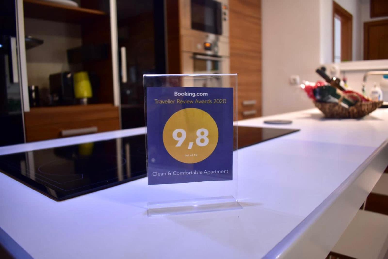 C&C Apartments อเล็กซานโดรโพลิส ภายนอก รูปภาพ